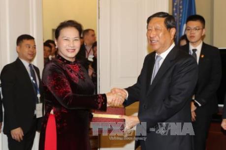 Chủ tịch Quốc hội Nguyễn Thị Kim Ngân tiếp Phó Chủ tịch Nhân đại Trung Quốc