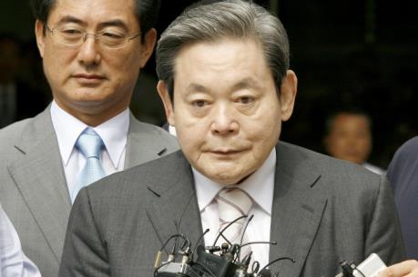 Hàn Quốc khám xét trụ sở một công ty con thuộc Tập đoàn Samsung