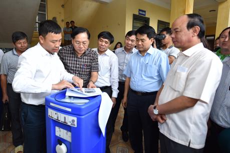 Tập đoàn Sơn Hà tài trợ máy lọc nước cho người dân vùng lũ Chương Mỹ