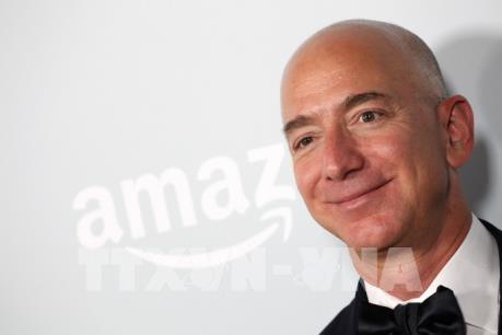 CEO của Amazon - tỷ phú giàu nhất lịch sử