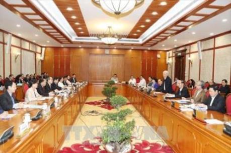 Bộ Chính trị làm việc với Thường vụ Thành ủy TP Hồ Chí Minh