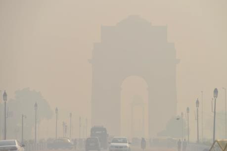 Thủ đô New Delhi chìm trong khói độc hại sau lễ hội ánh sáng