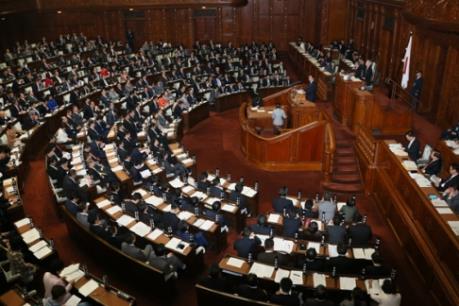 Bầu cử Hạ viện Nhật Bản phải tổ chức sớm do bão