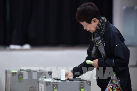 Nhật Bản tiến hành bầu cử Hạ viện trước thời hạn