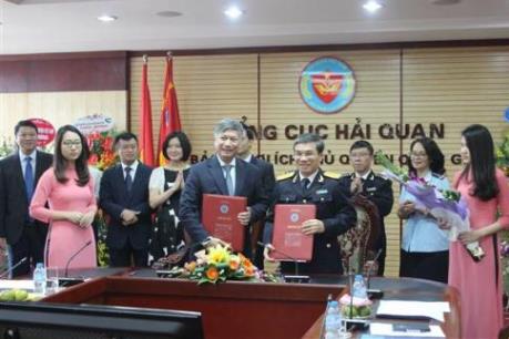 Hải quan triển khai nộp thuế điện tử 24/7