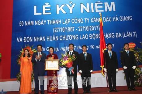 Mở rộng mạng lưới kinh doanh xăng dầu ở vùng sâu, xa, biên giới
