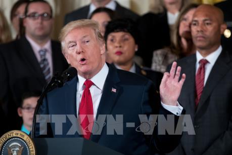 Nhận định về chuyến công du châu Á của Tổng thống Donald Trump