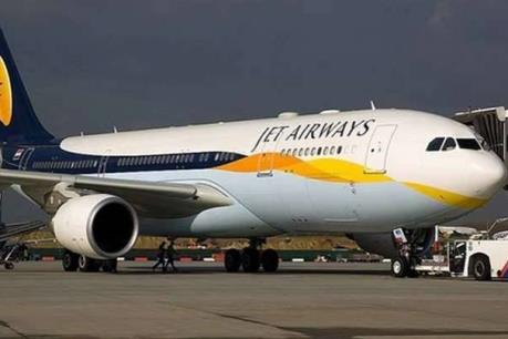 Máy bay chở 122 khách hạ cánh khẩn cấp vì cảnh báo an ninh