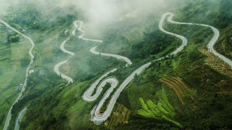 Ngắm cảnh quan thiên nhiên hùng vĩ, nguyên sơ ở Hà Giang