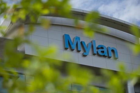 Mỹ mở rộng điều tra vấn nạn "làm giá" thuốc