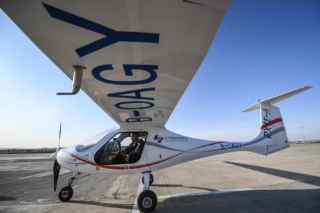 Trung Quốc: Thử nghiệm thành công máy bay chạy điện  đầu tiên