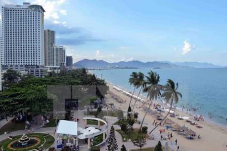 Thực hư tin hệ thống loa truyền thanh tại bờ biển Nha Trang chỉ phát tiếng Trung Quốc