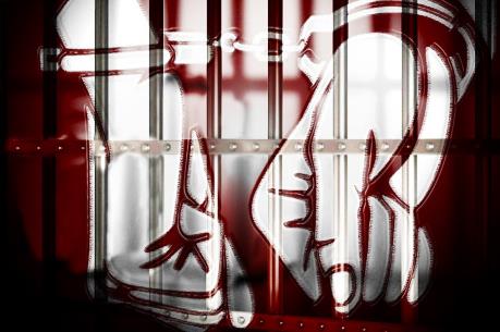 Bắt tạm giam nữ kế toán Ban bảo vệ, chăm sóc sức khỏe cán bộ tỉnh Bến Tre