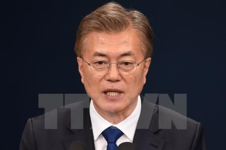 Tổng thống Hàn Quốc Moon Jae-in hoài nghi về liên minh quân sự Mỹ-Nhật-Hàn