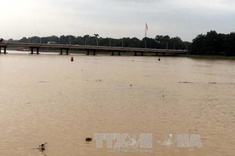 Cảnh báo: Mưa to, nước sông Hương có thể vượt báo động 3 vào trưa 5/11