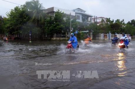 Ảnh hưởng cơn bão số 12: Nhiều vùng tại Quảng Nam bị chia cắt