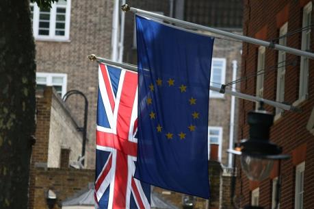 London nêu quan điểm cứng rắn đối với công dân EU tại Anh