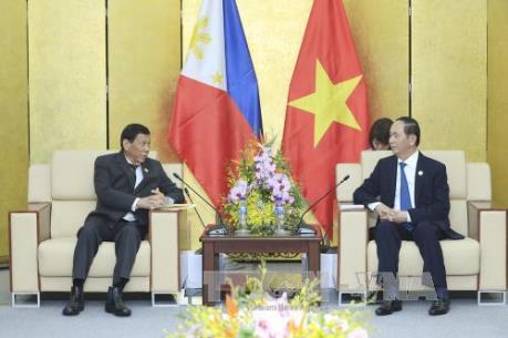 Chủ tịch nước Trần Đại Quang gặp song phương với Tổng thống Philippines