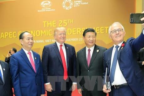 Những hình ảnh của các lãnh đạo bên lề Hội nghị APEC 2017 