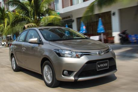 Giảm giá mạnh nhưng doanh số bán xe của Toyota Việt Nam vẫn không tăng trưởng