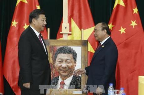 Thủ tướng Nguyễn Xuân Phúc hội kiến với Tổng Bí thư, Chủ tịch nước Trung Quốc Tập Cận Bình