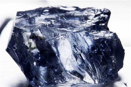 Phát hiện viên kim cương tự nhiên khổng lồ mới