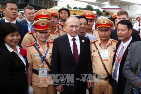 Lễ tiễn chính thức lãnh đạo các nền kinh tế APEC