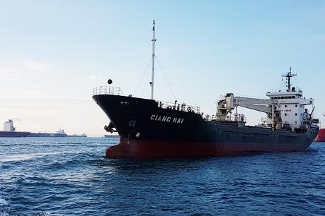 Philippines bàn giao cho phía Việt Nam 3 thuyền viên của tàu Giang Hải