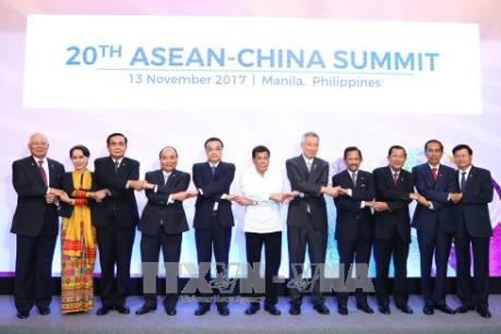 Hội nghị Cấp cao ASEAN: Thủ tướng Nguyễn Xuân Phúc phát biểu tại phiên họp toàn thể