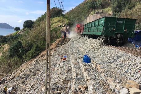 Thông tuyến đường sắt Bắc – Nam đoạn qua Đèo Cả