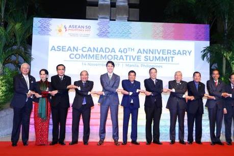 Thủ tướng kết thúc tốt đẹp chuyến tham dự Hội nghị cấp cao ASEAN lần thứ 31