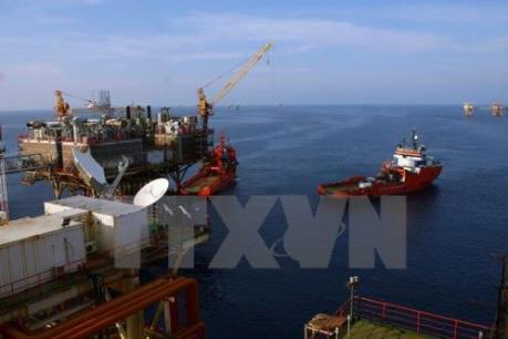 Giá dầu thế giới đảo chiều giảm do lo ngại dư cung