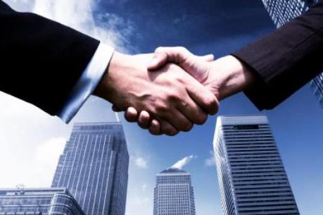 Hòa Bình và Sunshine Group hợp tác chiến lược thực hiện nhiều dự án lớn