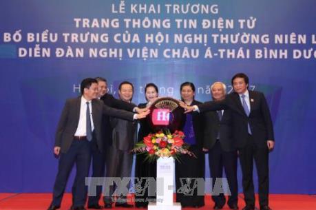 Chủ tịch Quốc hội dự khai trương Trang thông tin điện tử và công bố biểu trưng APPF-26