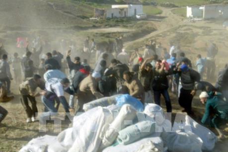 15 người thiệt mạng do chen lấn trong lúc phát lương thực cứu trợ