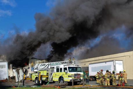 Nổ nhà máy sản xuất mỹ phẩm tại New York, hàng chục người bị thương