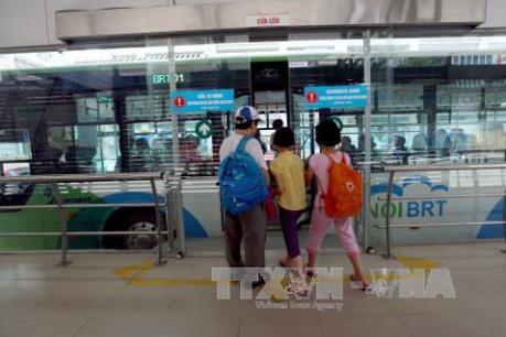 Tp. Hồ Chí Minh ưu tiên đầu tư các dự án đường sắt và BRT