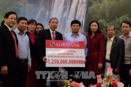 Agribank hỗ trợ 1,2 tỷ đồng giúp Thừa Thiên - Huế khắc phục hậu quả lũ lụt