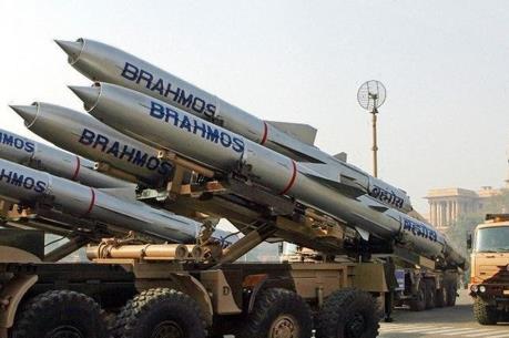 Ấn Độ lần đầu tiên phóng thử thành công tên lửa từ máy bay chiến đấu