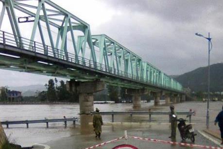 Mưa lũ gây ngập lụt vùng hạ du sông Kỳ Lộ, Phú Yên