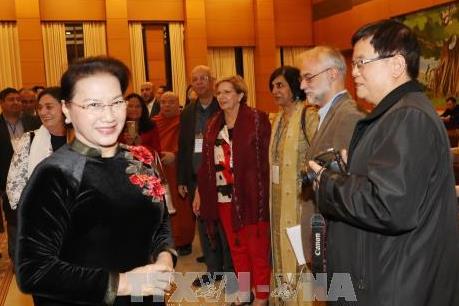 Chủ tịch Quốc hội tiếp Đoàn đại biểu dự Hội nghị Hội đồng Hòa bình thế giới