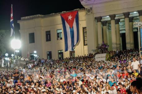 Thế hệ trẻ Cuba long trọng kỷ niệm 1 năm ngày mất của lãnh tụ Fidel Castro