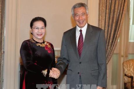 Chủ tịch Quốc hội Nguyễn Thị Kim Ngân hội kiến Thủ tướng Singapore Lý Hiển Long