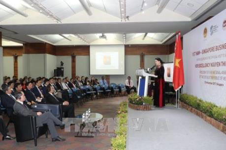 Chủ tịch Quốc hội Nguyễn Thị Kim Ngân dự Đối thoại doanh nghiệp Việt Nam-Singapore