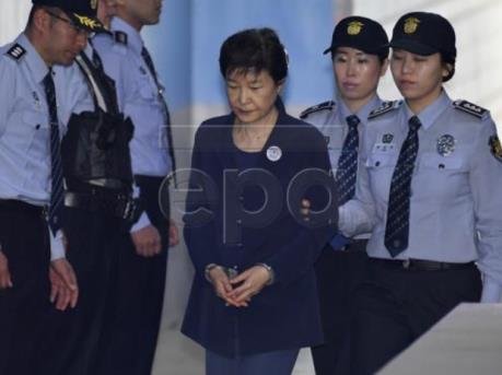 Tòa án Hàn Quốc nối lại phiên xử cựu Tổng thống Park Geun-hye vắng mặt bị cáo