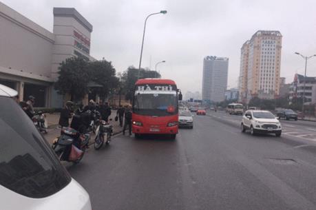 Hà Nội chấn chỉnh hoạt động “xe dù, bến cóc”