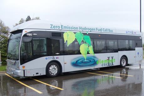 Xe buýt chạy bằng nhiên liệu khí hydro lần đầu lăn bánh tại Costa Rica