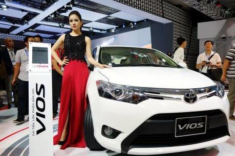 Bảng giá xe Toyota tháng 12/2017