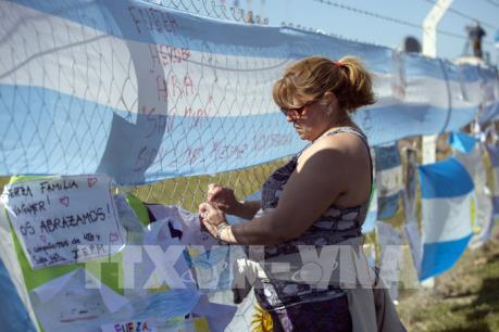 Vụ tàu ngầm Argentina mất tích: Gia đình các thủy thủ yêu cầu tiếp tục chiến dịch cứu hộ