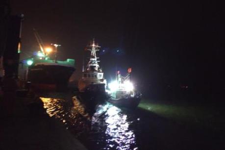 Cứu thành công 9 thuyền viên tàu cá NA 94113 TS bị nạn tại vùng biển Nghệ An